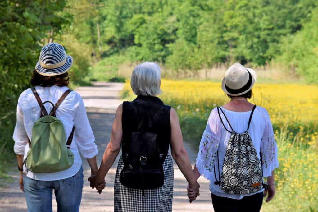 Women enjoying natural beauty